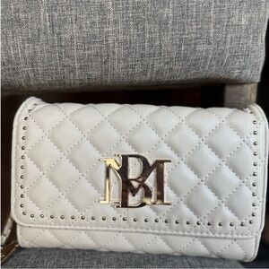 Elegant Badgley Mischka White Quilted Bag